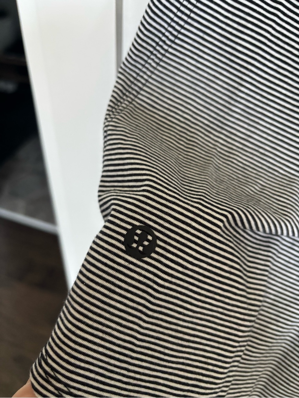 Lululemon 4 Black & White Striped Racerback Tank - Picture 3 of 4